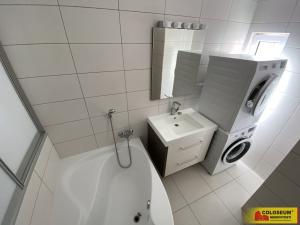 Pronájem bytu 3+kk, Hodonín, 80 m2