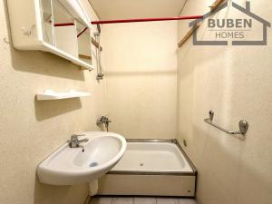 Prodej bytu 1+1, Planá, Bohušova, 42 m2