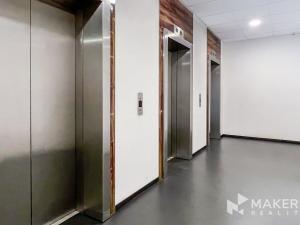 Pronájem kanceláře, Praha - Karlín, Thámova, 278 m2