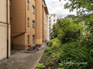 Pronájem bytu 2+1, Praha - Nusle, V podluží, 72 m2