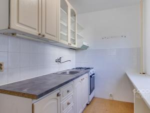 Prodej bytu 3+1, Praha - Kobylisy, Šimůnkova, 63 m2