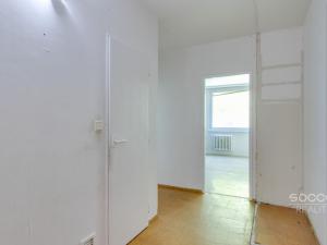 Prodej bytu 3+1, Praha - Kobylisy, Šimůnkova, 63 m2