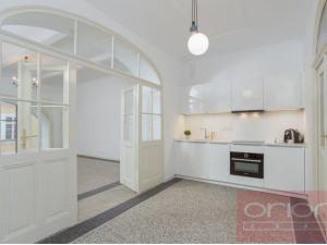 Pronájem bytu 2+1, Praha - Staré Město, Martinská, 76 m2