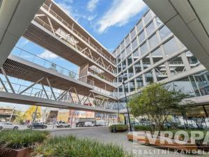 Pronájem kanceláře, Praha - Holešovice, Plynární, 500 m2