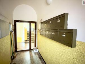 Prodej bytu 1+1, Karlovy Vary - Rybáře, Nákladní, 33 m2