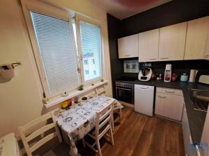 Pronájem bytu 2+1, Rotava, Sídliště, 56 m2