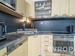 Prodej bytu 3+kk, Hradec Králové - Třebeš, Ve Stromovce, 74 m2