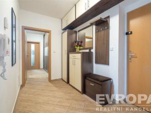 Prodej bytu 3+kk, Hradec Králové - Třebeš, Ve Stromovce, 74 m2