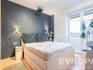 Prodej bytu 3+kk, Hradec Králové - Třebeš, Ve Stromovce, 74 m2