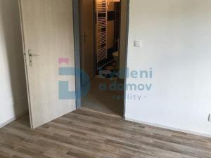 Pronájem bytu 1+1, Uničov, Moravské nám., 40 m2