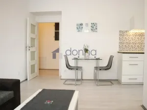 Pronájem bytu 2+kk, Praha, Vinohradská, 52 m2