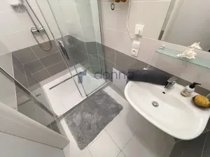 Pronájem bytu 2+kk, Praha, Vinohradská, 52 m2