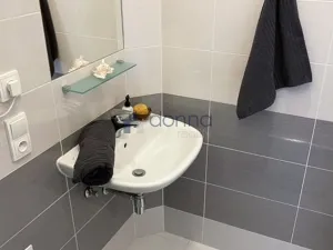 Pronájem bytu 2+kk, Praha, Vinohradská, 52 m2