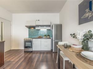 Pronájem bytu 3+kk, Praha - Kamýk, Krhanická, 65 m2