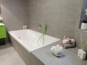 Prodej rodinného domu, Konojedy, 489 m2