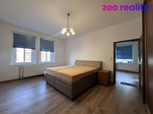 Pronájem bytu 3+kk, Žatec, Husitské náměstí, 100 m2