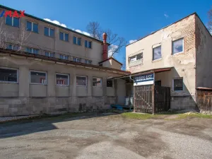 Prodej výrobních prostor, Úpice, Dr. Teuchmanna, 1817 m2