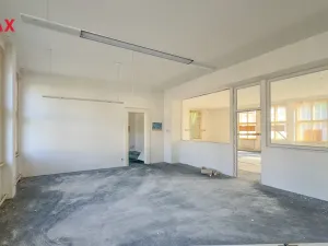 Prodej výrobních prostor, Úpice, Dr. Teuchmanna, 1817 m2