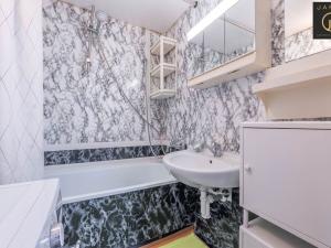 Prodej bytu 3+1, Praha - Zbraslav, Ke Kamínce, 70 m2