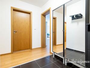 Pronájem bytu 4+kk, Praha - Vysočany, Na vysočanských vinicích, 118 m2