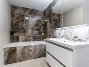 Pronájem bytu 2+kk, Brno - Komárov, Komárovská, 61 m2