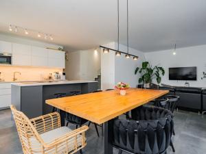 Prodej rodinného domu, Lužce, 170 m2