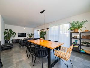 Prodej rodinného domu, Lužce, 170 m2