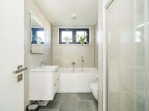 Prodej rodinného domu, Lužce, 170 m2