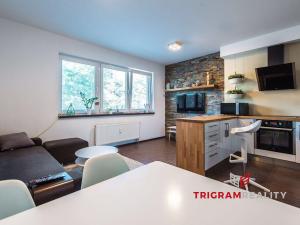 Prodej bytu 2+kk, Hradec Králové, Pouchovská, 54 m2