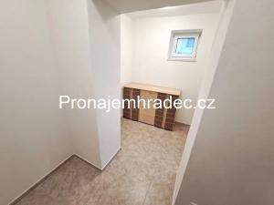 Pronájem bytu 2+kk, Hradec Králové, Pražská třída, 45 m2