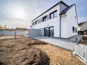 Prodej bytu 5+kk, Boršov nad Vltavou - Poříčí, Severní, 121 m2