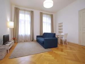 Pronájem bytu 1+1, Praha - Nové Město, Bolzanova, 47 m2