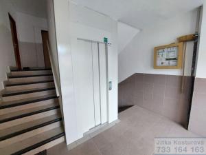 Pronájem bytu 2+1, Krnov - Pod Bezručovým vrchem, Budovatelů, 53 m2