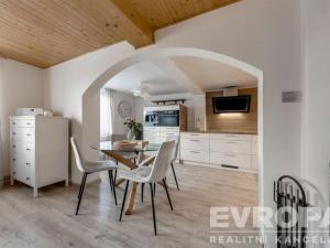 Prodej rodinného domu, Trhová Kamenice, 197 m2