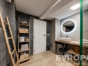 Prodej rodinného domu, Trhová Kamenice, 197 m2