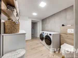 Prodej rodinného domu, Trhová Kamenice, 197 m2