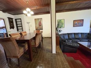 Pronájem rodinného domu, Praha - Motol, Bedrnova, 210 m2