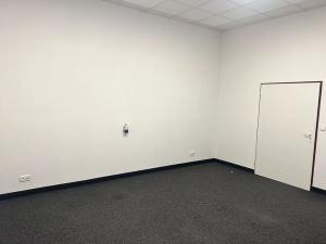 Pronájem obchodního prostoru, Dalovice, Botanická, 136 m2