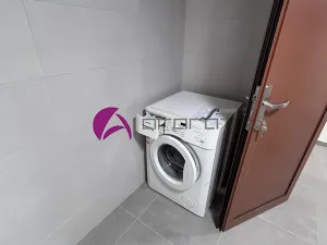 Pronájem rodinného domu, Charváty, 250 m2