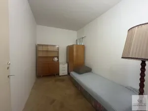 Pronájem bytu 2+1, Karlovy Vary, Závodu míru, 63 m2