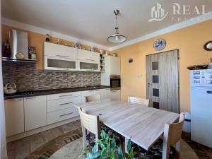 Pronájem bytu 2+1, Most, tř. Budovatelů, 58 m2