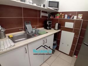 Pronájem obchodního prostoru, Kroměříž, Bílanská, 210 m2