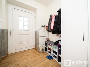 Prodej obchodního prostoru, Neratovice, Hlavní, 620 m2