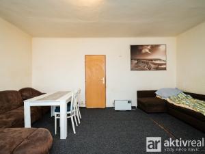 Prodej obchodního prostoru, Neratovice, Hlavní, 620 m2