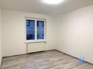 Prodej bytu 2+1, Měčín, Sadová, 67 m2