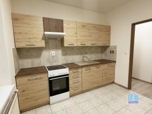 Prodej bytu 2+1, Měčín, Sadová, 67 m2