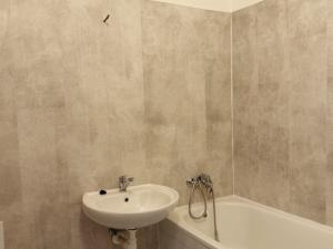 Prodej bytu 2+1, Měčín, Sadová, 67 m2