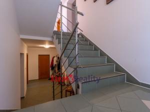 Prodej rodinného domu, Kadaň, Třešňová, 405 m2