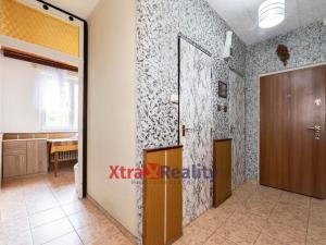 Prodej bytu 2+1, Chomutov, Vrchlického, 53 m2