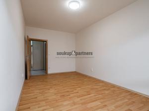 Pronájem bytu 2+kk, Jesenice, Cedrová, 71 m2